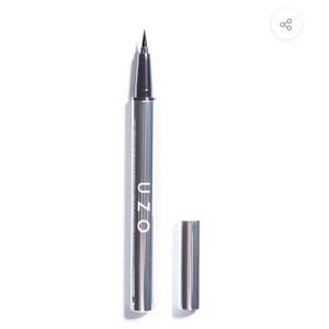 UZO Blaque liquide eyeliner